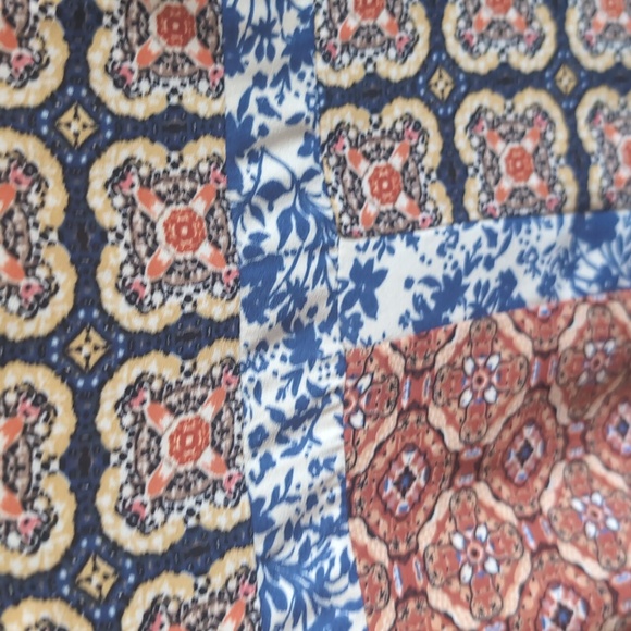 DR2 Multi Pattern Boho Patchwork Medium Top - Picture 3 of 5